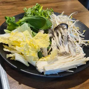 두둑한 샤브 칼국수 사진