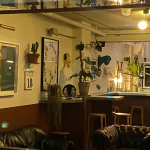 CCCS Salon 리뷰 사진