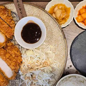 카츠보름 사진