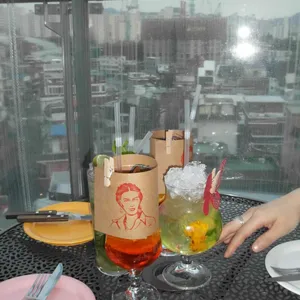 어글리소사이어티 사진