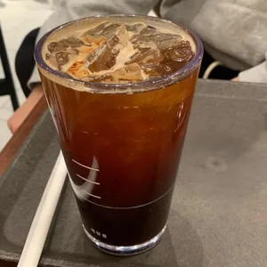 폴바셋 사진