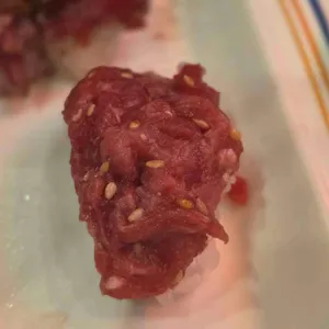 육회바른연어 사진