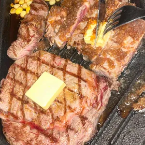 마초 스테이크 사진