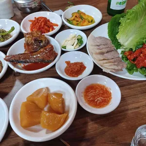 청기와보쌈 사진