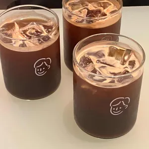 유월커피 사진