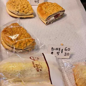 솔모로아띠카페빵선생 리뷰 사진