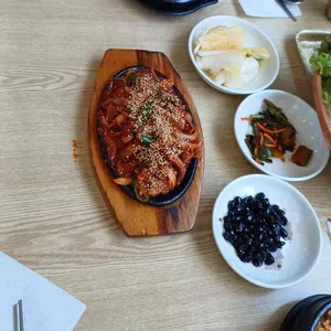 우렁쌈밥 대표 사진