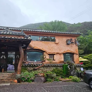 산과구름아래 리뷰 사진