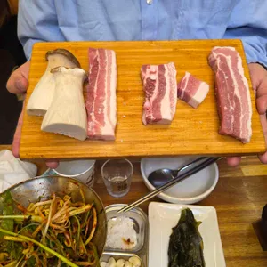 익선동고기집 사진
