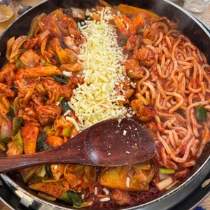 유정춘천닭갈비막국수 사진