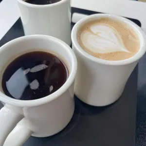 메이 사진