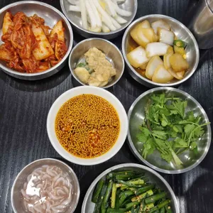 윤밀원 사진