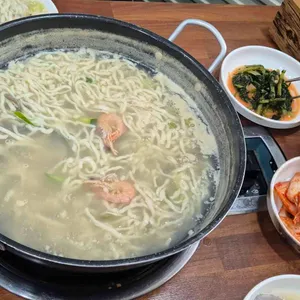 이석해물칼국수만두전골본점 사진