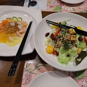 차림 리뷰 사진