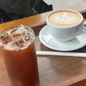 로에베 플로레스 사진