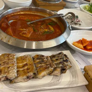 부용정 굴비정식 사진