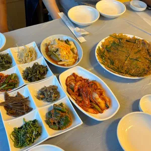 숲속의 옹달샘 사진