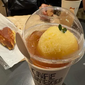 카페 레이어드 사진
