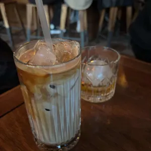 피롤츠 커피하우스 사진