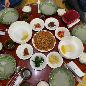청룡식당 사진