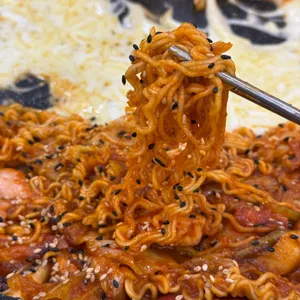 장인닭갈비 사진