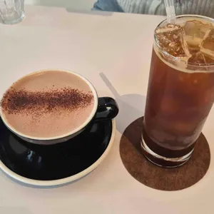 처치앤댄스홀 사진