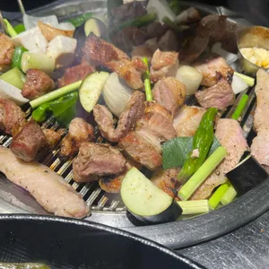 돼지통 사진