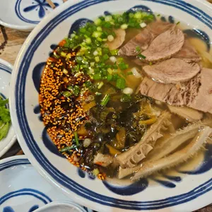 마마파오추우육면 사진