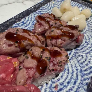 육회바른연어 사진
