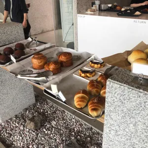 어라우즈로스터리 사진