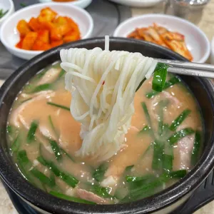 의창돼지국밥 사진