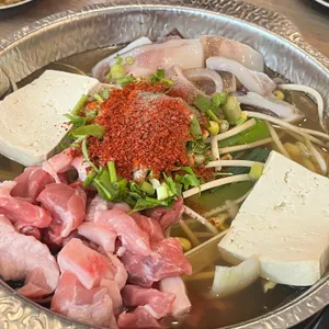대청얼큰오징어찌개 사진