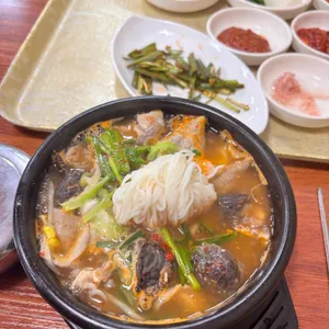 황토국밥 사진