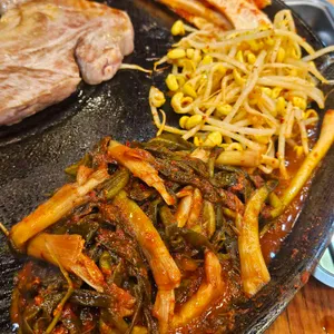 두정쪽파솥뚜껑삼겹살 사진