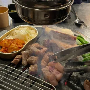 준돈화로구이 사진