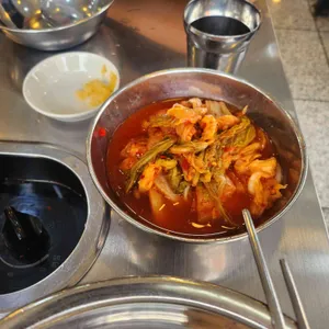 진옥화할매 원조 닭한마리 사진