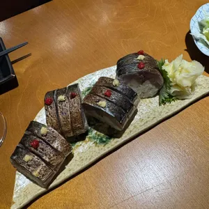 우에 사진