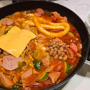 담꾹 사진