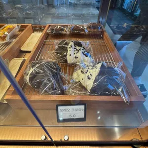 엘리 리뷰 사진