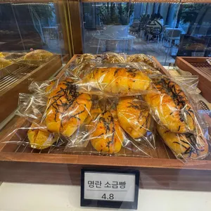 엘리 리뷰 사진
