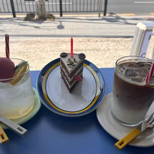 해피앤피스커피클럽 사진 2