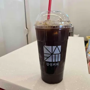 감성커피 사진