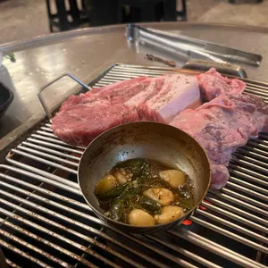 왕재봉흑돼지 사진