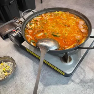 우주부대찌개 사진