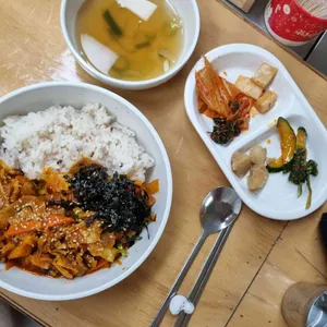 밥이랑국수랑 사진