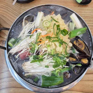 쭈낙해물칼국수 사진