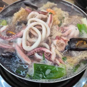 쭈낙해물칼국수 사진
