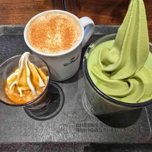 폴바셋 사진