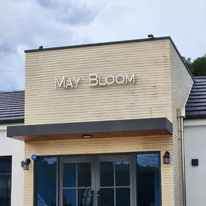 May Bloom 리뷰 사진