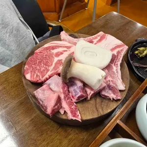 온아담 사진
